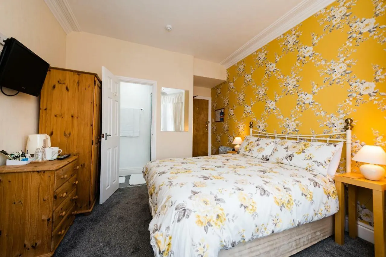 Kenways Guest House Scarborough
